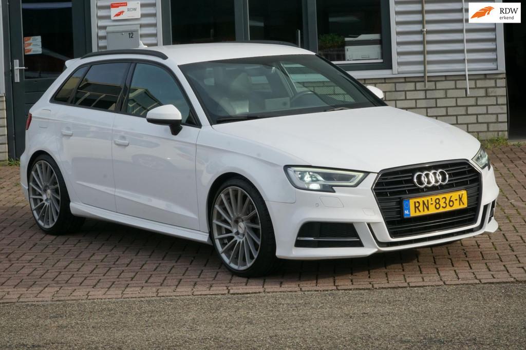Audi A3 Sportback 1.5 TFSI CoD Sport S Line Edition, Euro 6, 4 cilinders, 150 pk, Leder en Stof