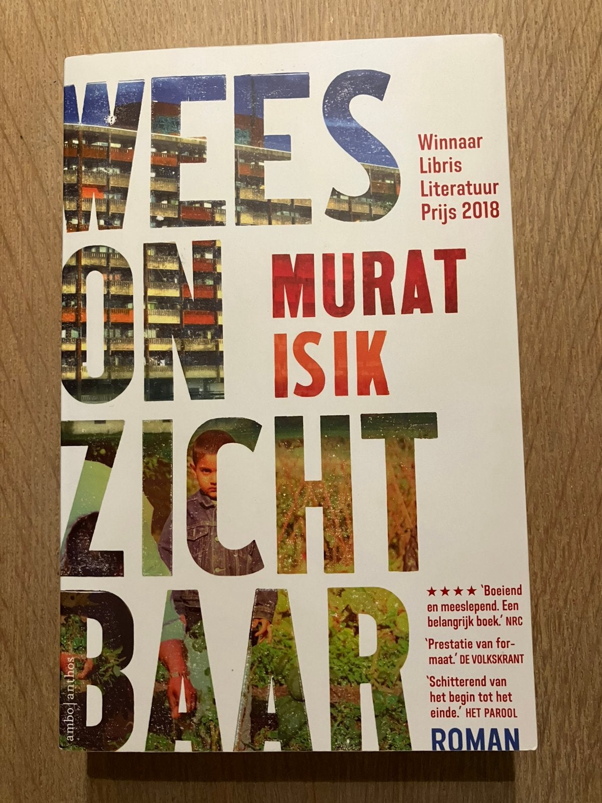 Murat Isik - Wees onzichtbaar, Boeken, Ophalen of Verzenden, Zo goed als nieuw, Murat Isik