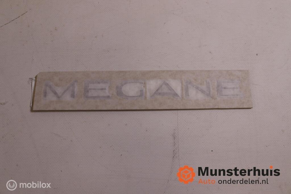 Embleem origineel Renault Megane IV ('16-'20) 908922947R, Auto-onderdelen, Renault, Nieuw, Ophalen of Verzenden, Renault