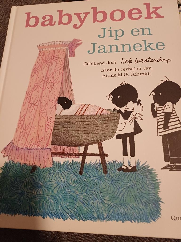BABY BOEK   JIP EN JANNEKE, Ophalen of Verzenden, Zo goed als nieuw