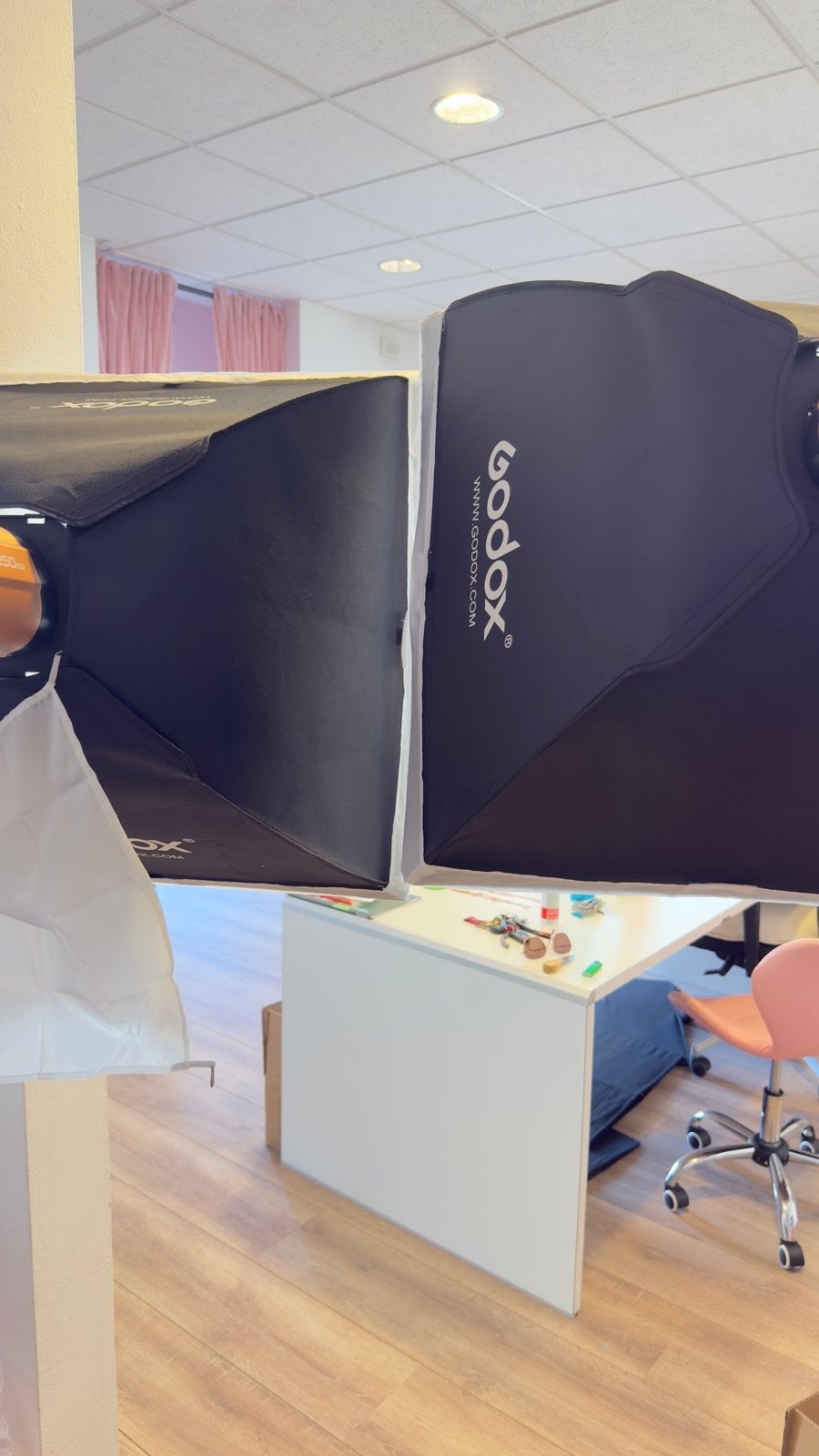 Godox Smart Studio Flash 250SDI met 2 softboxen en statieven, Ophalen of Verzenden, Zo goed als nieuw
