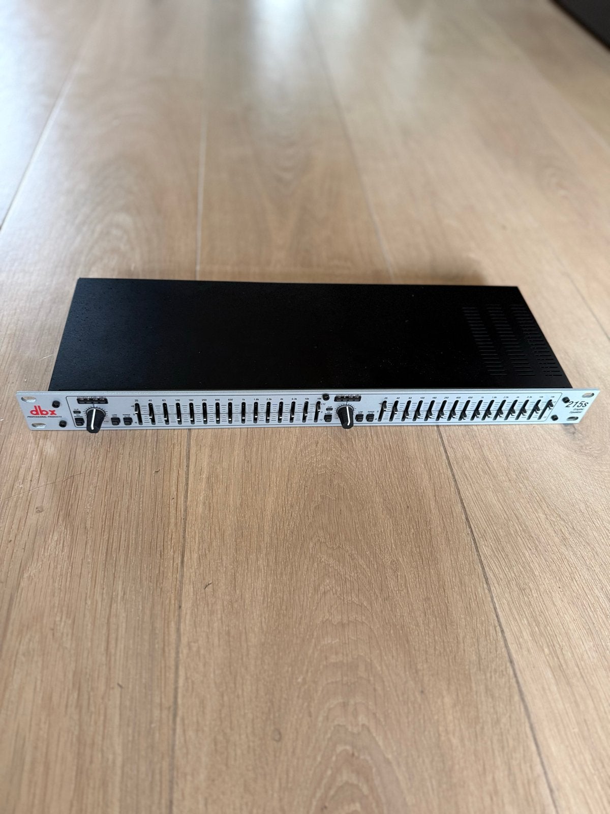 DBX 215s Grafische Equalizer - Zo goed als nieuw, Ophalen of Verzenden, Zo goed als nieuw