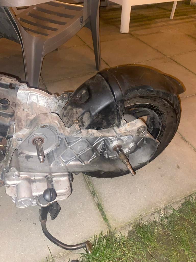 Zip motorblok - Gebruikt, Fietsen en Brommers, Brommeronderdelen | Scooters, Ophalen of Verzenden, Gebruikt, Blok, Vespa
