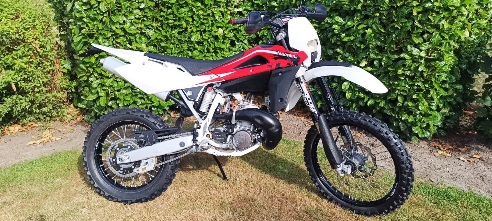 huskqvarna 250.2 takt enduro 2011 in uitstekende staat, 250 cc, 1 versnellingen, Ophalen, Overige merken