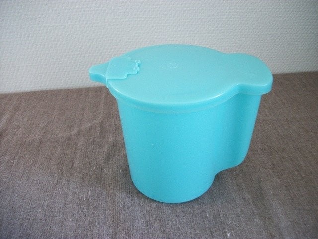 Tupperware Melk/Schenkkan ( 1 liter, blauw ), Ophalen of Verzenden, Gebruikt, Blauw, Beker of Kan