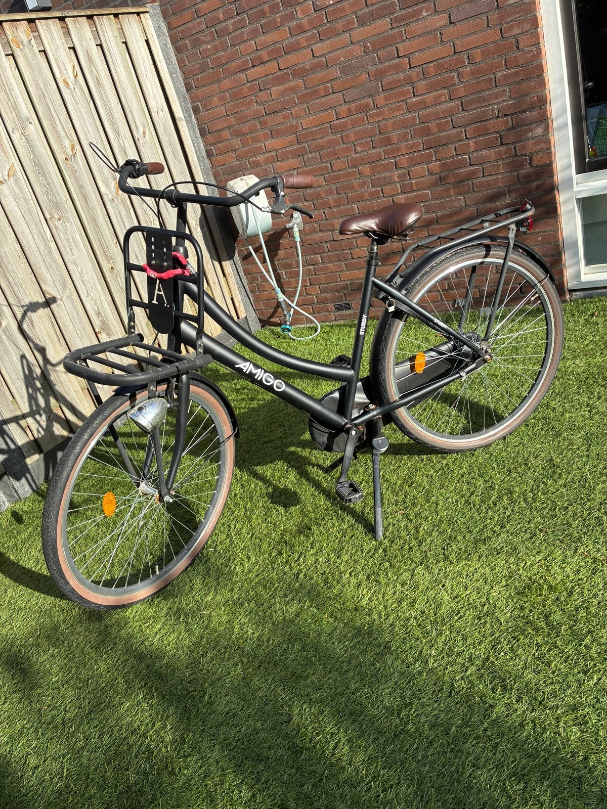 AMIGO Sturdy Transportfiets Dames 28 inch - Matzwart, Fietsen en Brommers, Fietsen | Dames | Damesfietsen, Terugtraprem, Versnellingen