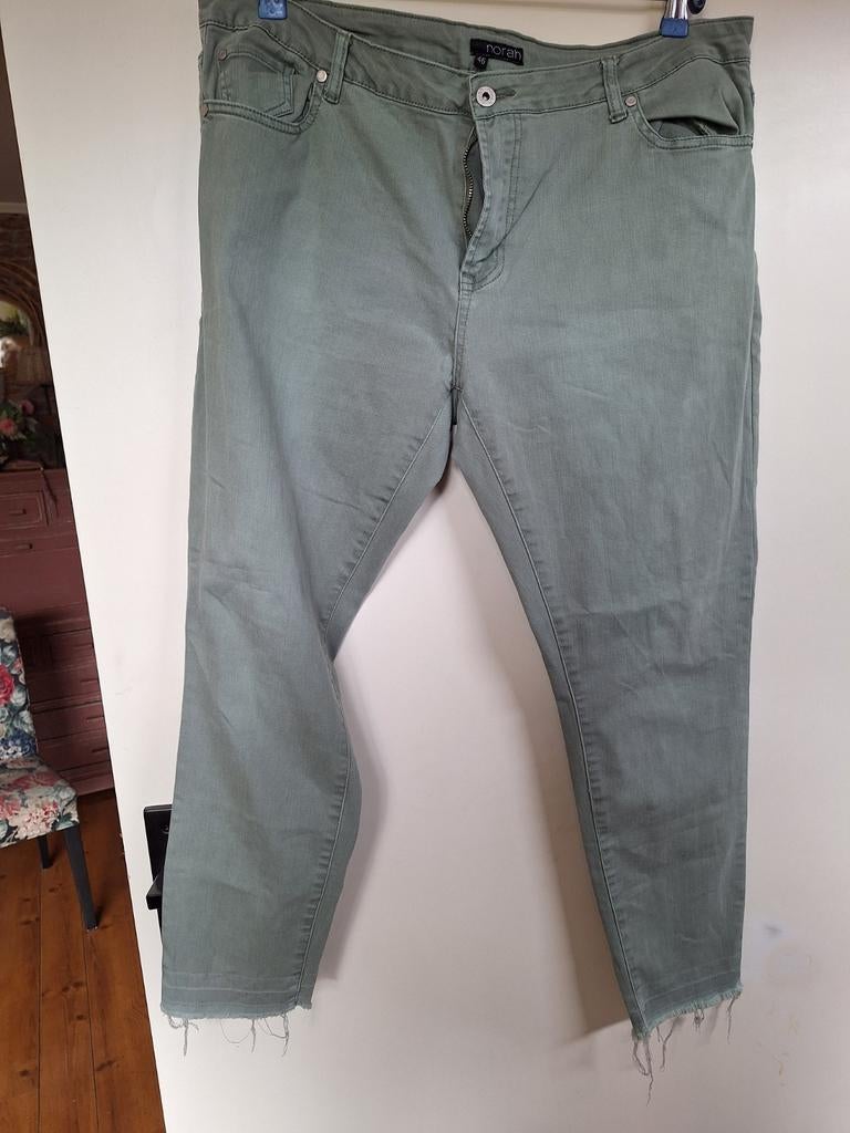 Norah spijkerbroek  groen maat 46 stretch, Kleding | Dames, Spijkerbroeken en Jeans, Ophalen of Verzenden, Zo goed als nieuw, Overige kleuren
