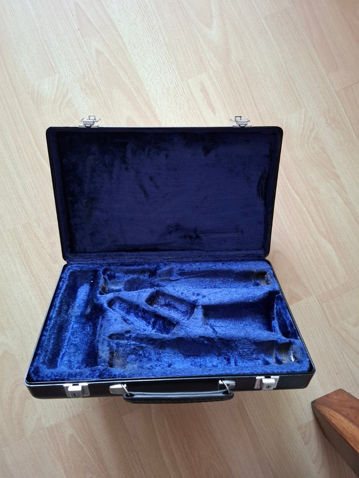 Besklarinetkoffer, Muziek en Instrumenten, Blaasinstrumenten | Trompetten, Ophalen, Overige typen