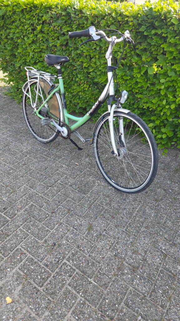 Giant Metro CS 1 Damesfiets - 28 inch, Ophalen, Gebruikt, Versnellingen, Giant