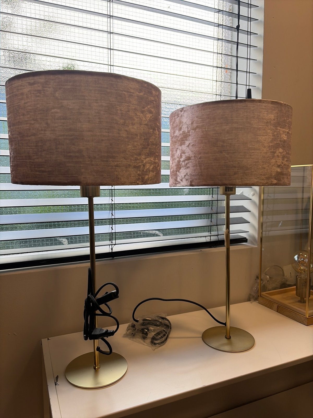 Colmore tafellampen met fluwelen kap - 2 stuks zacht roze, Ophalen, Tafellamp, Beige, Rond