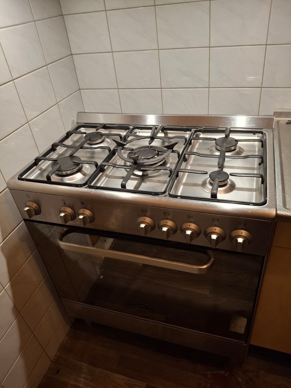Heel mooi en super fijn fornuis met grote oven., Witgoed en Apparatuur, Fornuizen, Ophalen, 60 cm of meer, Zo goed als nieuw, Gas