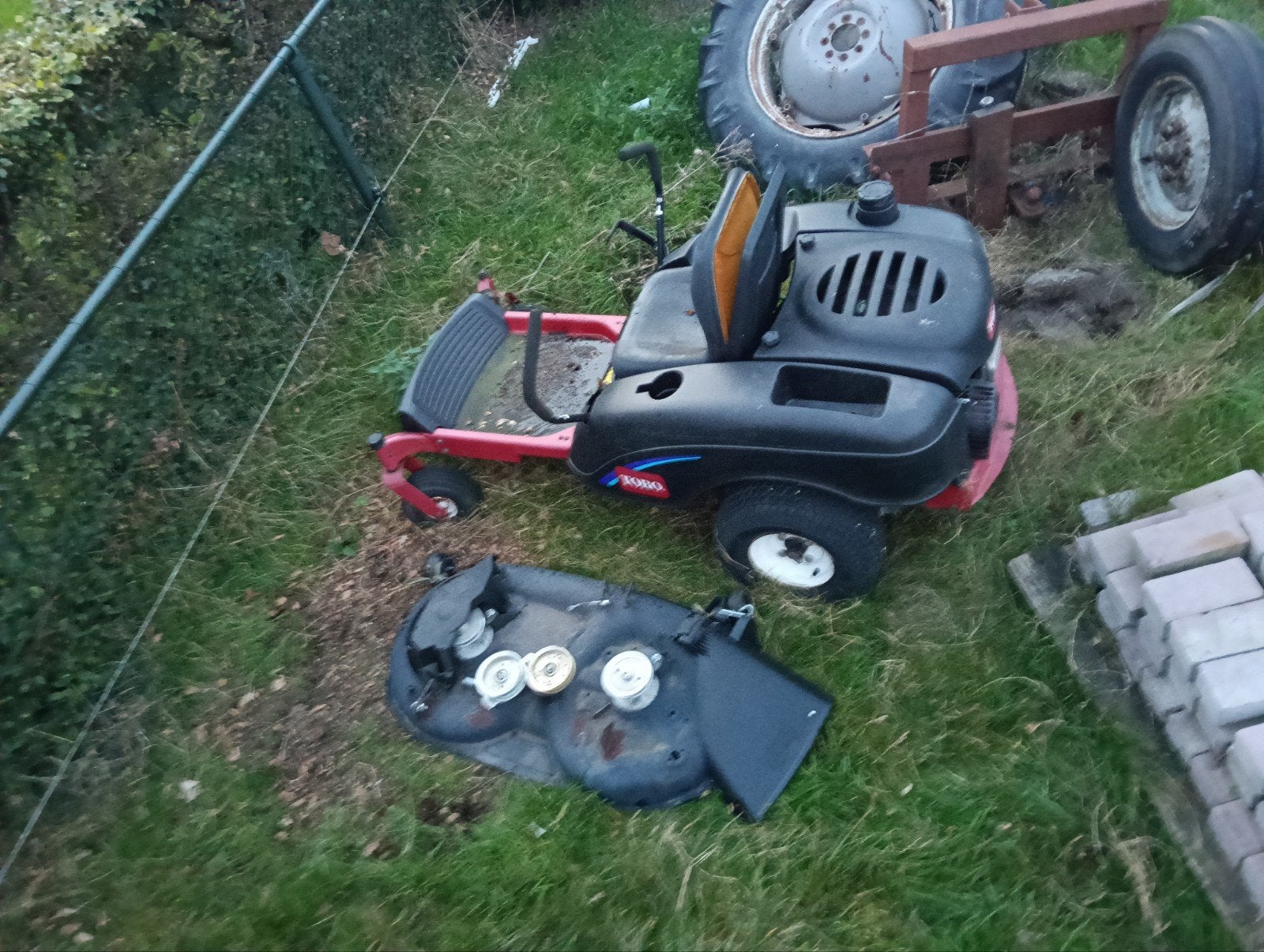 Toro Zero-Turn Zitmaaier 16HP OHV - Opknapper/Onderdelen, Tuin en Terras, Gebruikt, Elektrische starter, Toro, Ophalen of Verzenden