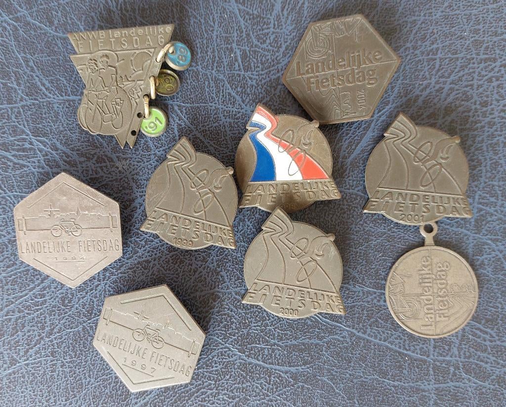9x penning ANWB Landelijke Fietsdag, Ophalen of Verzenden, Overige materialen, Nederland