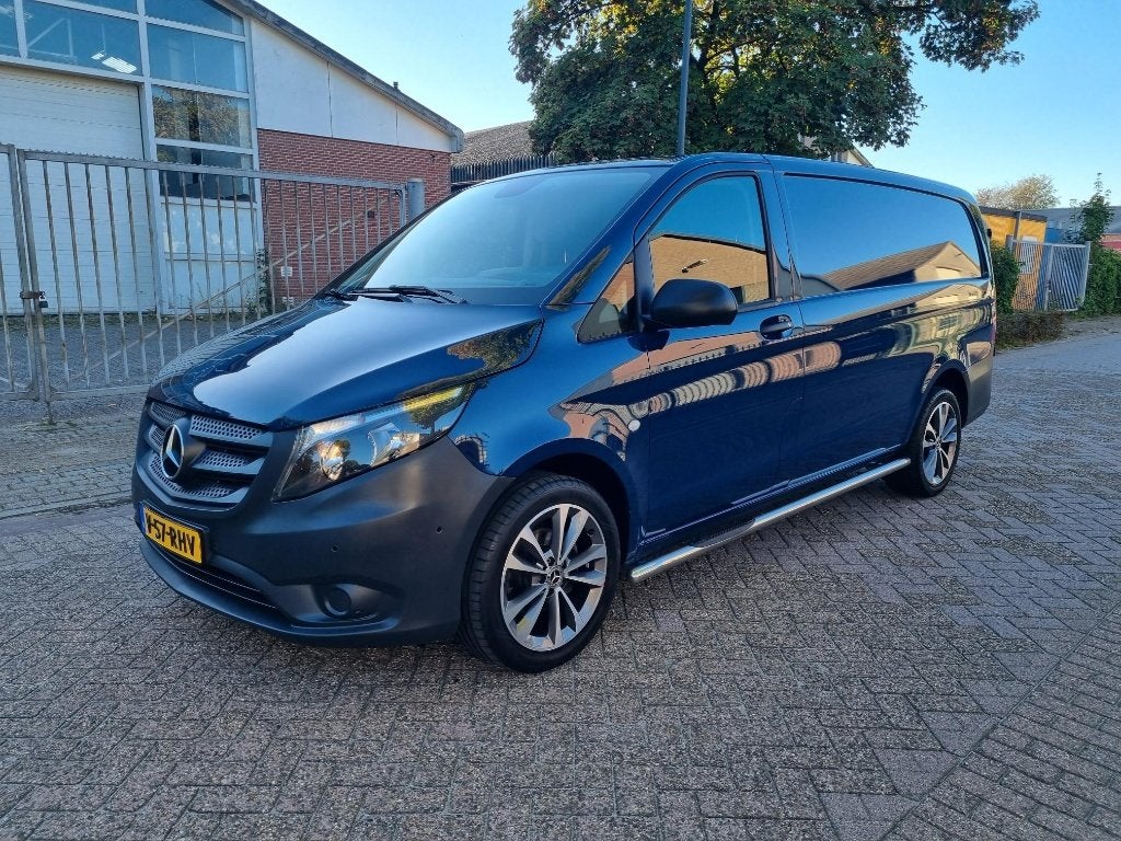 Mercedes Vito 114 CDI Automaat Lang Leder Navi Camera, Auto's, Automaat, Dealer onderhouden, 4 cilinders, 2000 kg