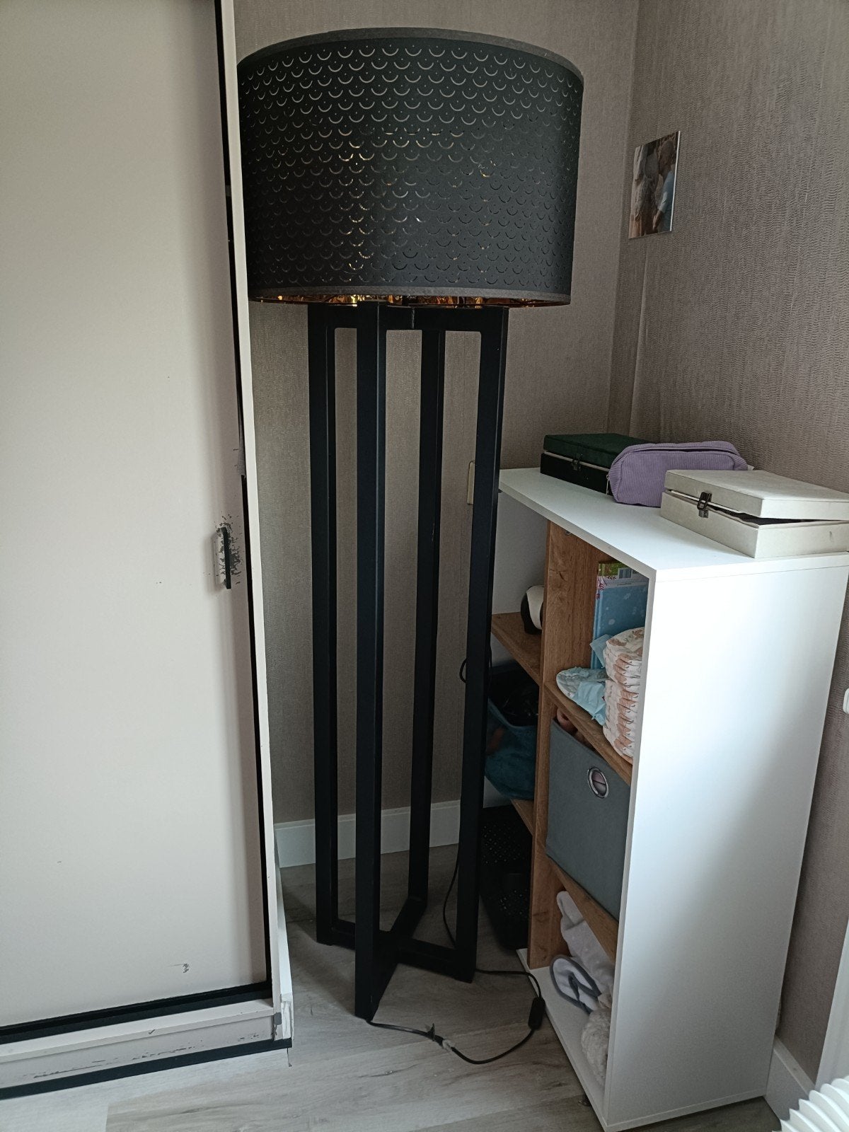 Industriële lamp, Ophalen