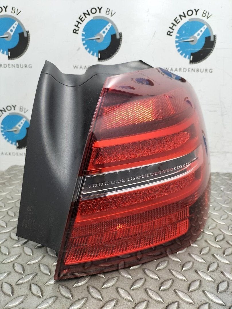 MERCEDES GLA CLASS 156 GLA200 Premium Plus  ACHTERLICHT R 15, Ophalen of Verzenden, Gebruikt, ARN erkend