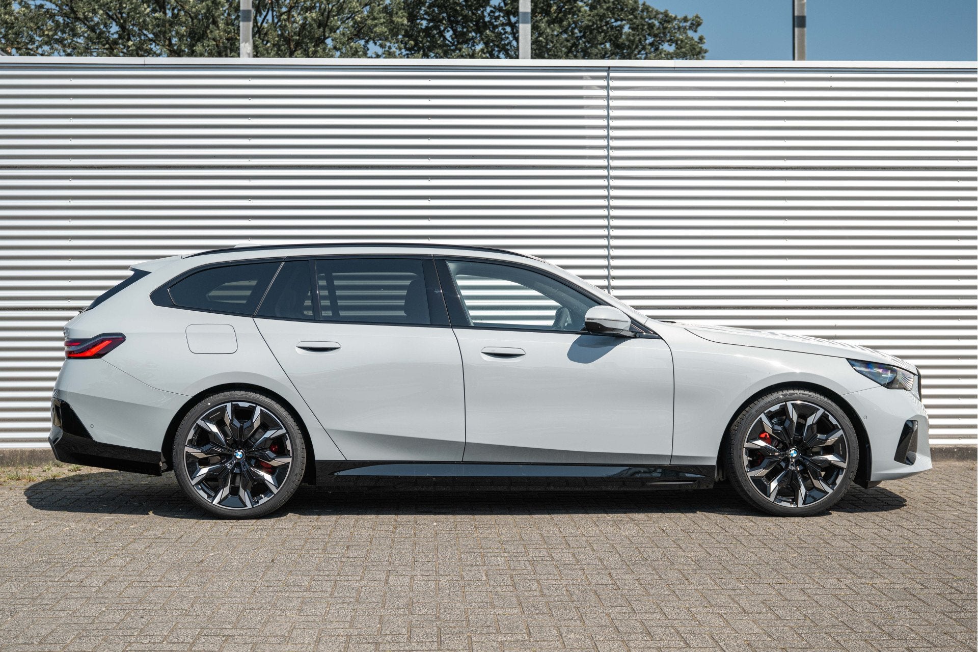 BMW 5 Serie Touring 530e M Sport Automaat / Panoramadak / Tr, Automaat, Achterwielaandrijving, 4 cilinders, Leder