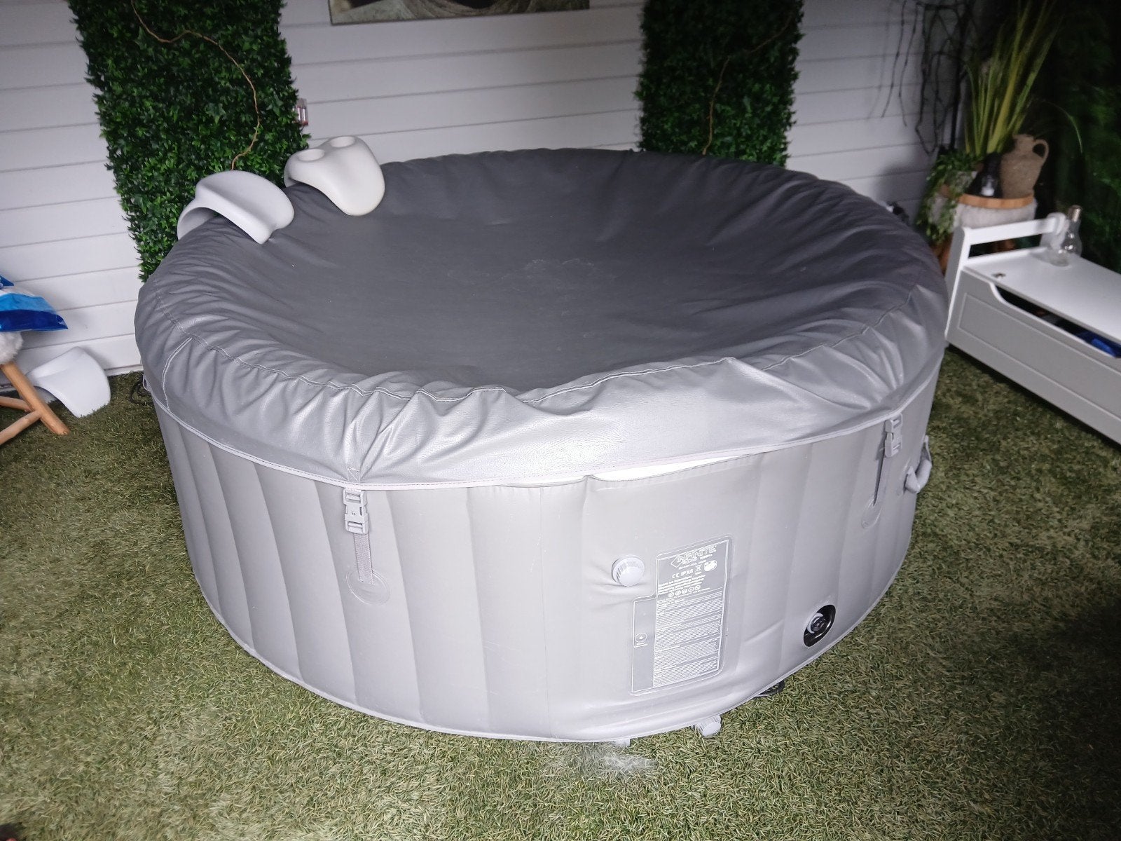 Jacuzzi opblaasbaar, Tuin en Terras, Bubbelbaden en Hottubs, Ophalen, Afdekzeil