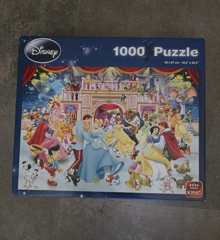 Disney King puzzel Holiday on Ice 1000 stukjes, Hobby en Vrije tijd, Denksport en Puzzels, Zo goed als nieuw, 500 t/m 1500 stukjes