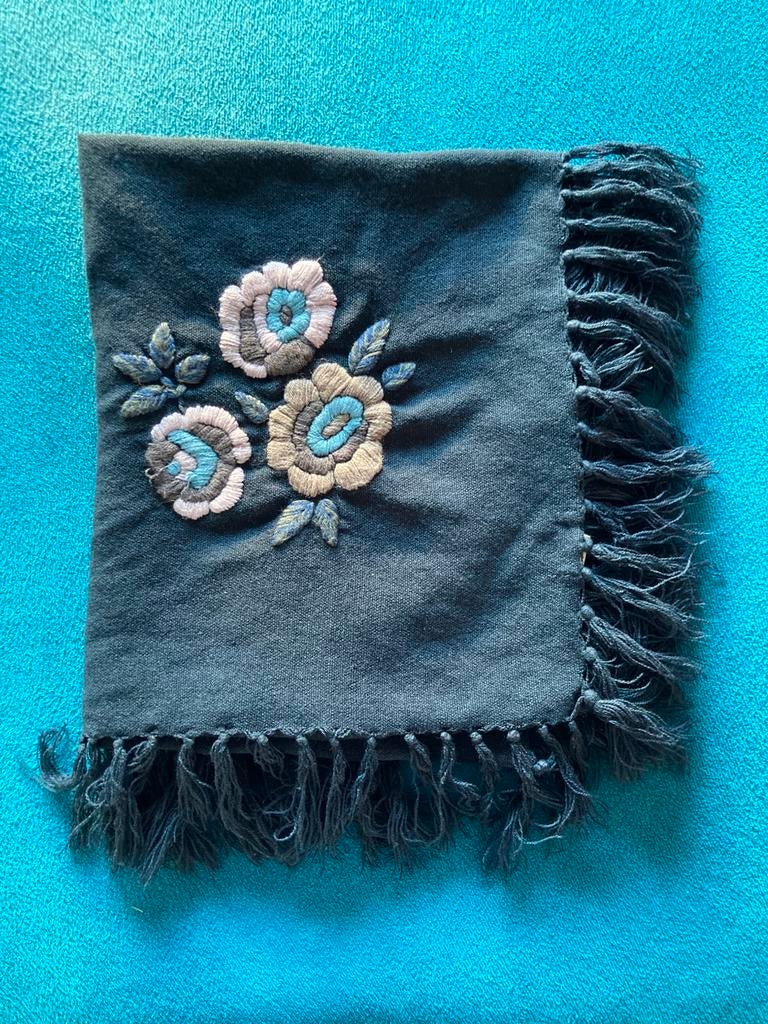 Omslagdoek donker blauw bloemen Hema, Ophalen of Verzenden, Zo goed als nieuw