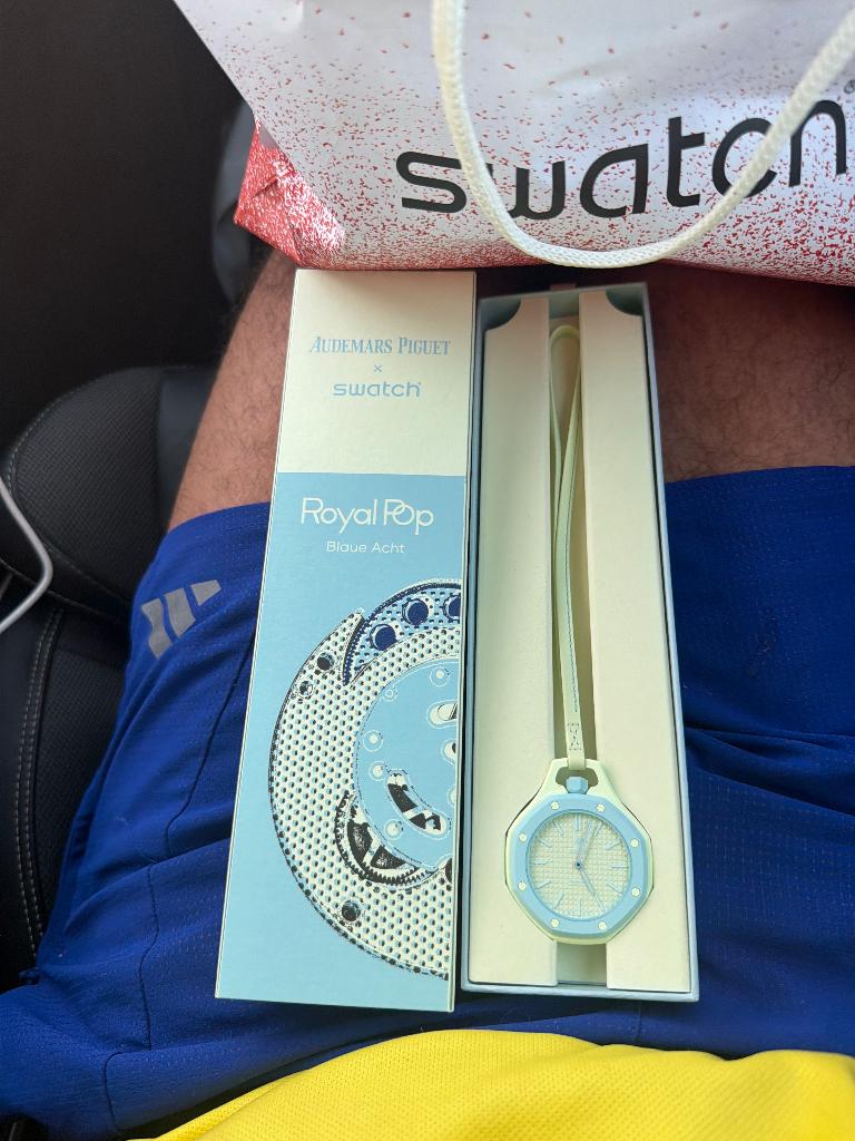 Swatch Roal pop Blauw Acht, Swatch, Nieuw, Kunststof, Ophalen of Verzenden