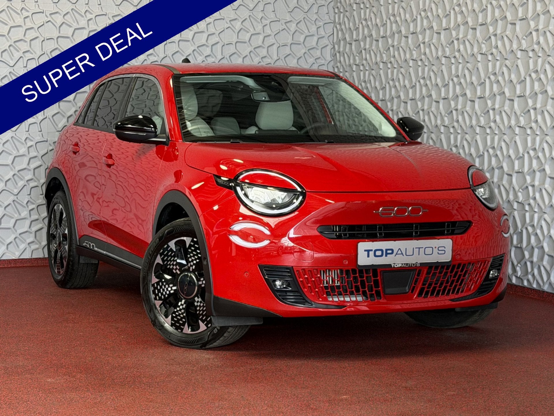 Fiat 600 1.2 HYBRID LA PRIMA CAMERA CARPLAY ADAP.CRUISE STOE, Auto's, Fiat, 12 maanden, Gebruikt, 1199 cc, 620 kg