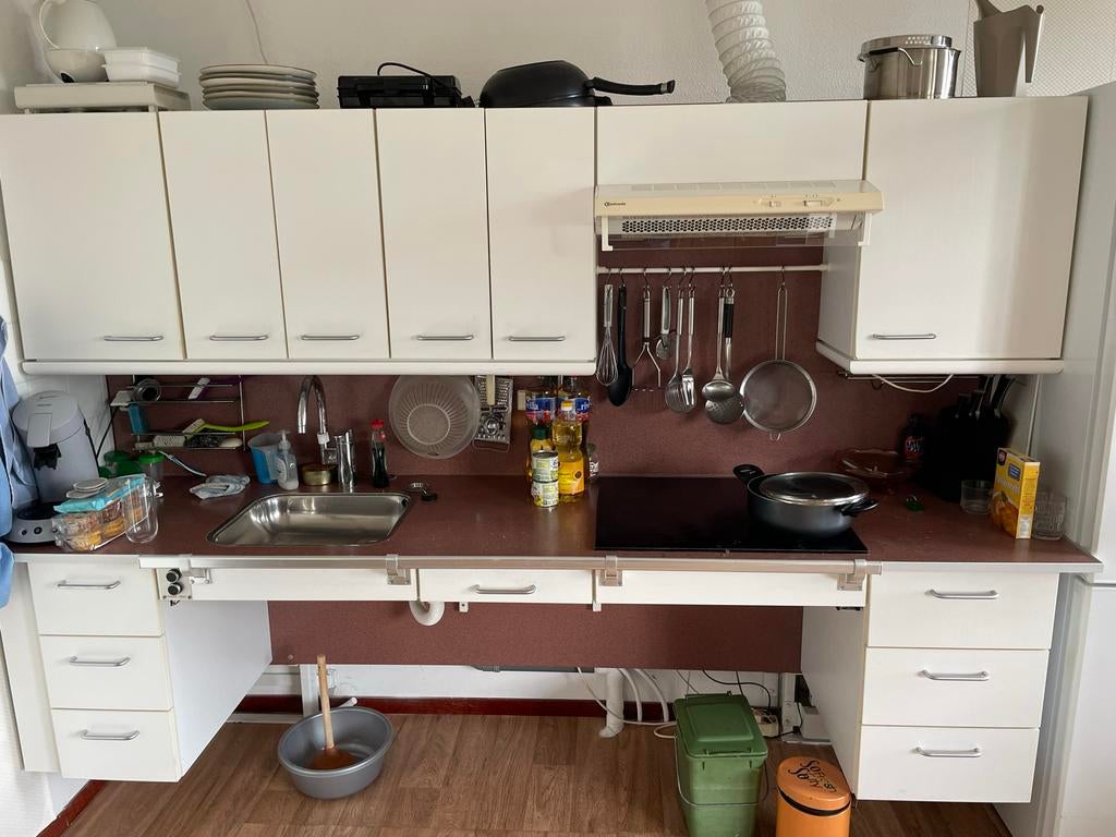 Complete Pronk Ergo hoog-laag keuken met inbouwapparatuur, Ophalen, Gebruikt, Wit, Overige typen