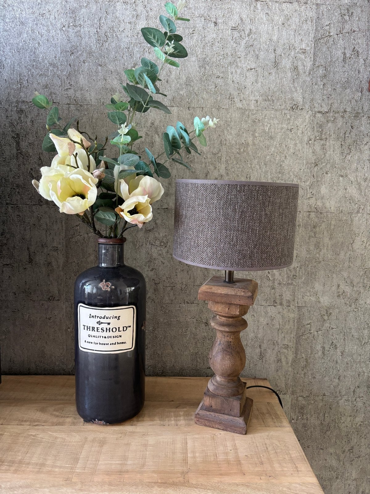 Decoratieve set: Lamp en vaas met kunstbloemen, Huis en Inrichting, Woonaccessoires | Overige, Ophalen, Hout, Bruin, Landelijk