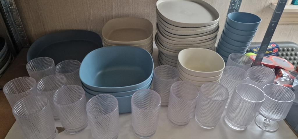 Divers ah moods buitenservies buiten servies borden glazen, Huis en Inrichting, Keuken | Servies, Zo goed als nieuw, Compleet servies