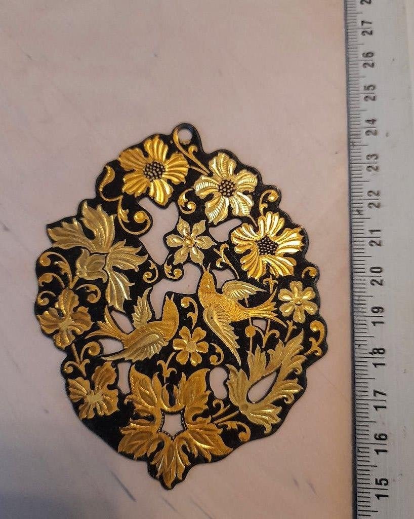 Prachtig extra grote goudkleurige vintage Damascene hanger, Overige materialen, Gebruikt, Overige kleuren, Ophalen of Verzenden