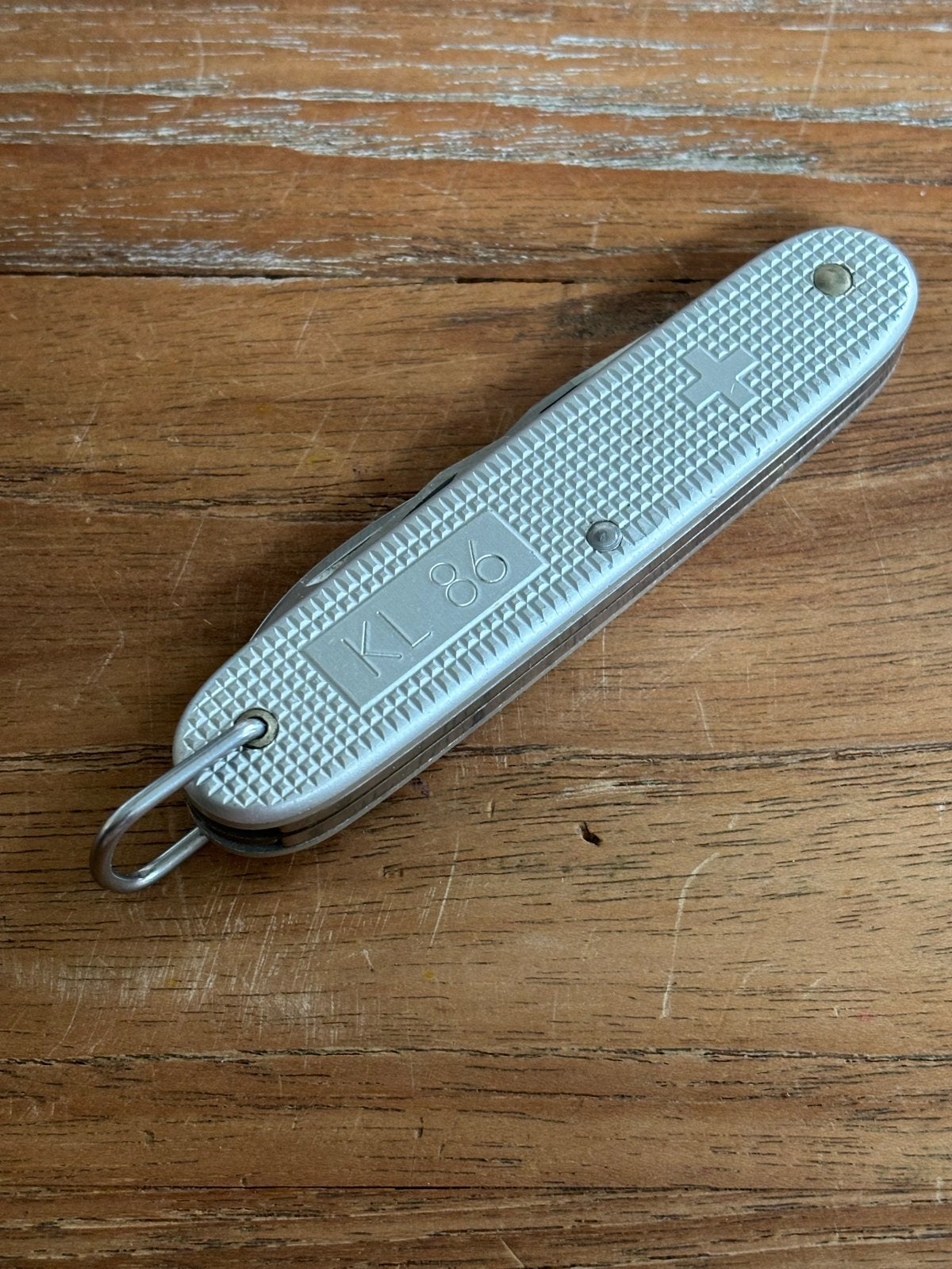 Victorinox KL86 Zwitsers Zakmes - Vintage Militair Model, Verzamelen, Ophalen of Verzenden, Landmacht, Nederland, Mes of Dolk