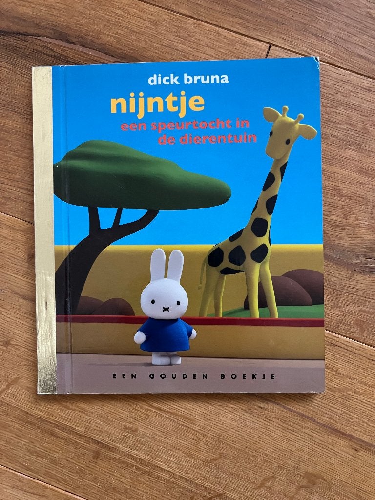 Dick Bruna - Nijntje een speurtocht in de dierentuin Gouden, Boeken, Ophalen of Verzenden, Zo goed als nieuw