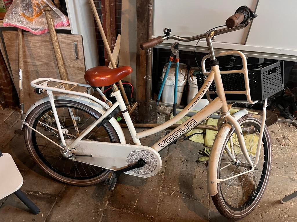 Vogue meisjesfiets 24 inch, Fietsen en Brommers, Fietsen | Meisjes, Ophalen, Zo goed als nieuw, 24 inch