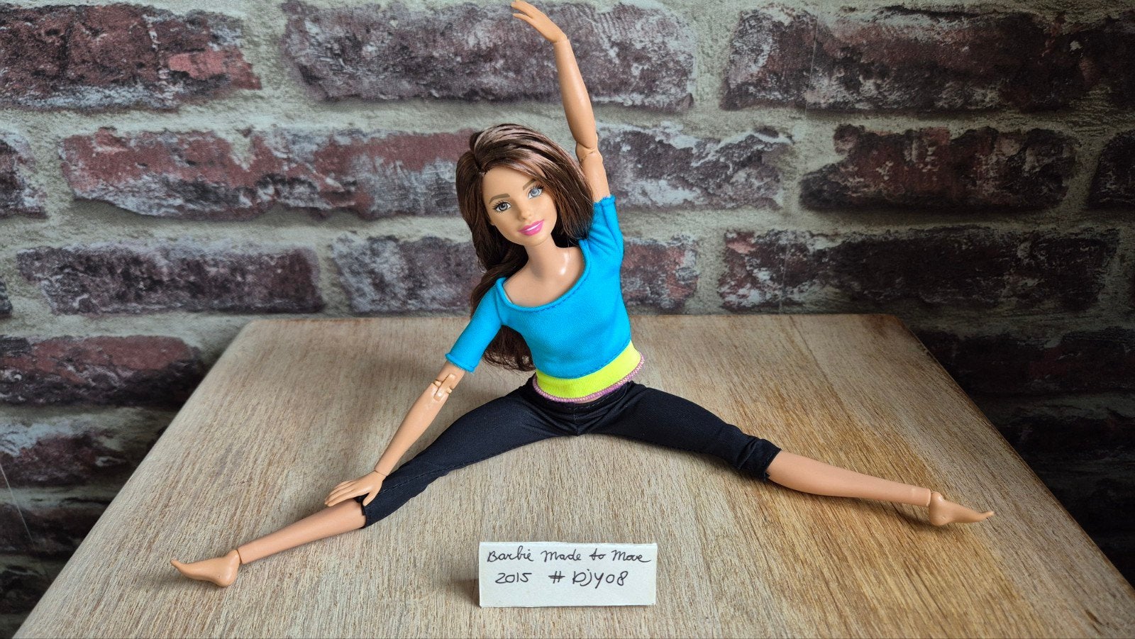 Barbie Made to Move Teresa DJY08 2015, Verzamelen, Ophalen of Verzenden, Zo goed als nieuw, Pop