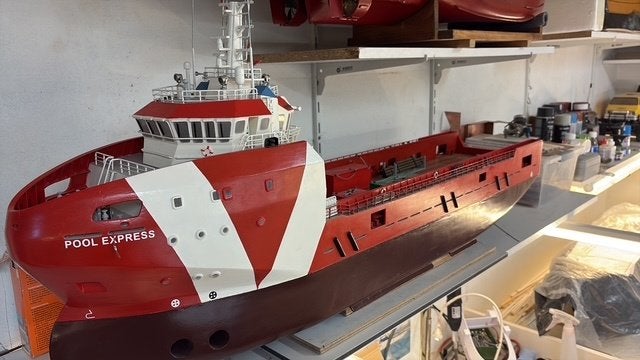 Pool Express Unieke modelboot 1;72, Ophalen