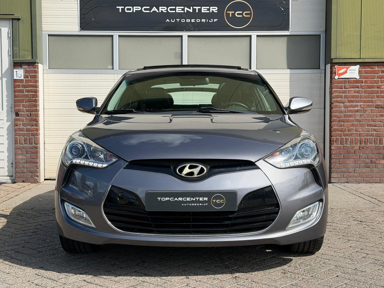 Hyundai Veloster 1.6 GDI/AIRCO/PANO/CAMERA/PARKS/APK/NAP, Auto's, Voorwielaandrijving, Gebruikt, 1591 cc, 4 cilinders