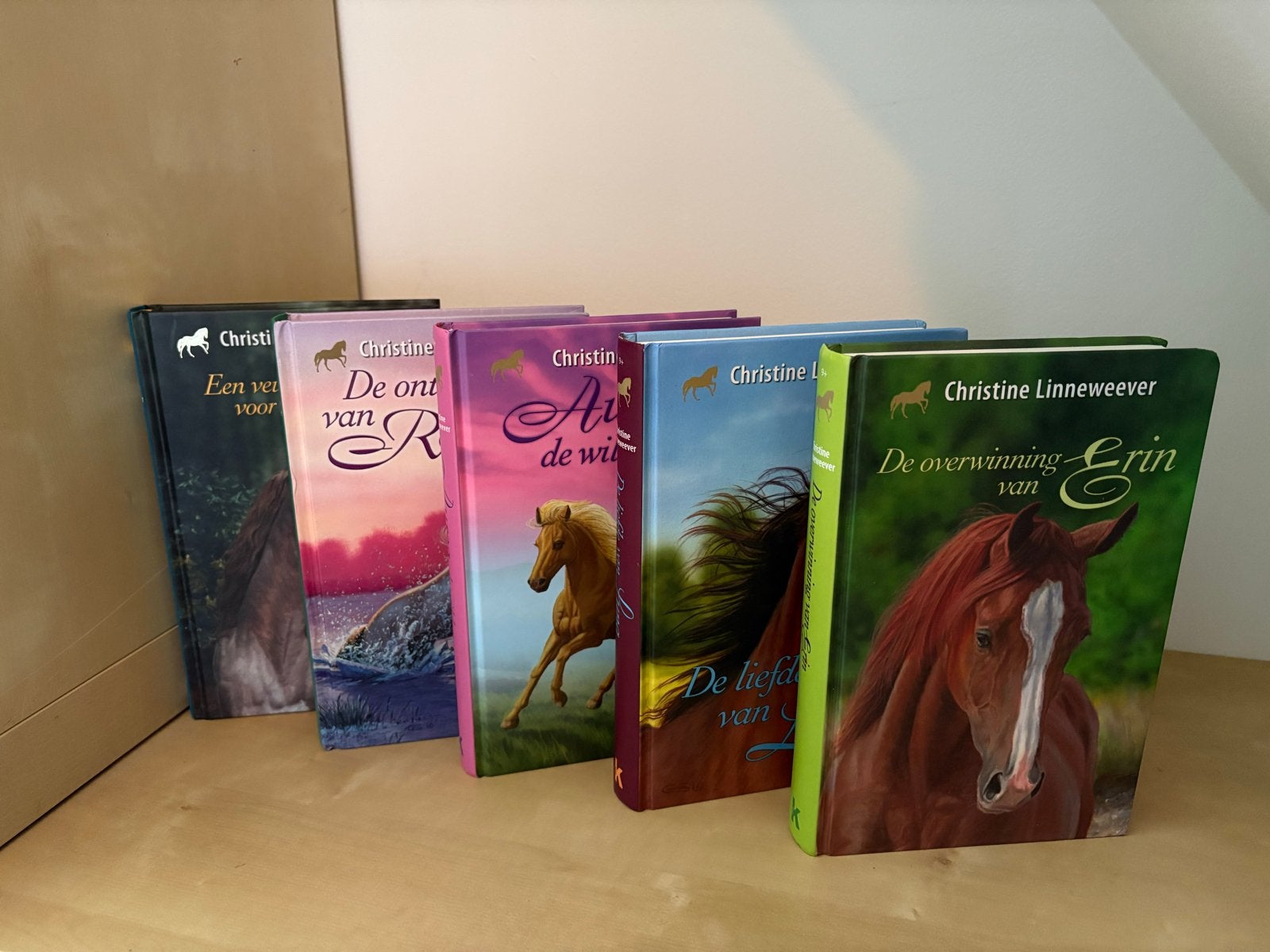 Christine Linneweever paardenboeken (5 stuks), Boeken, Ophalen, Gelezen, Fictie
