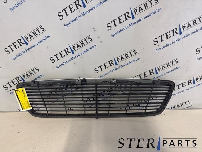 Grille van een Mercedes C-Klasse, Gebruikt, -, Ophalen of Verzenden, -