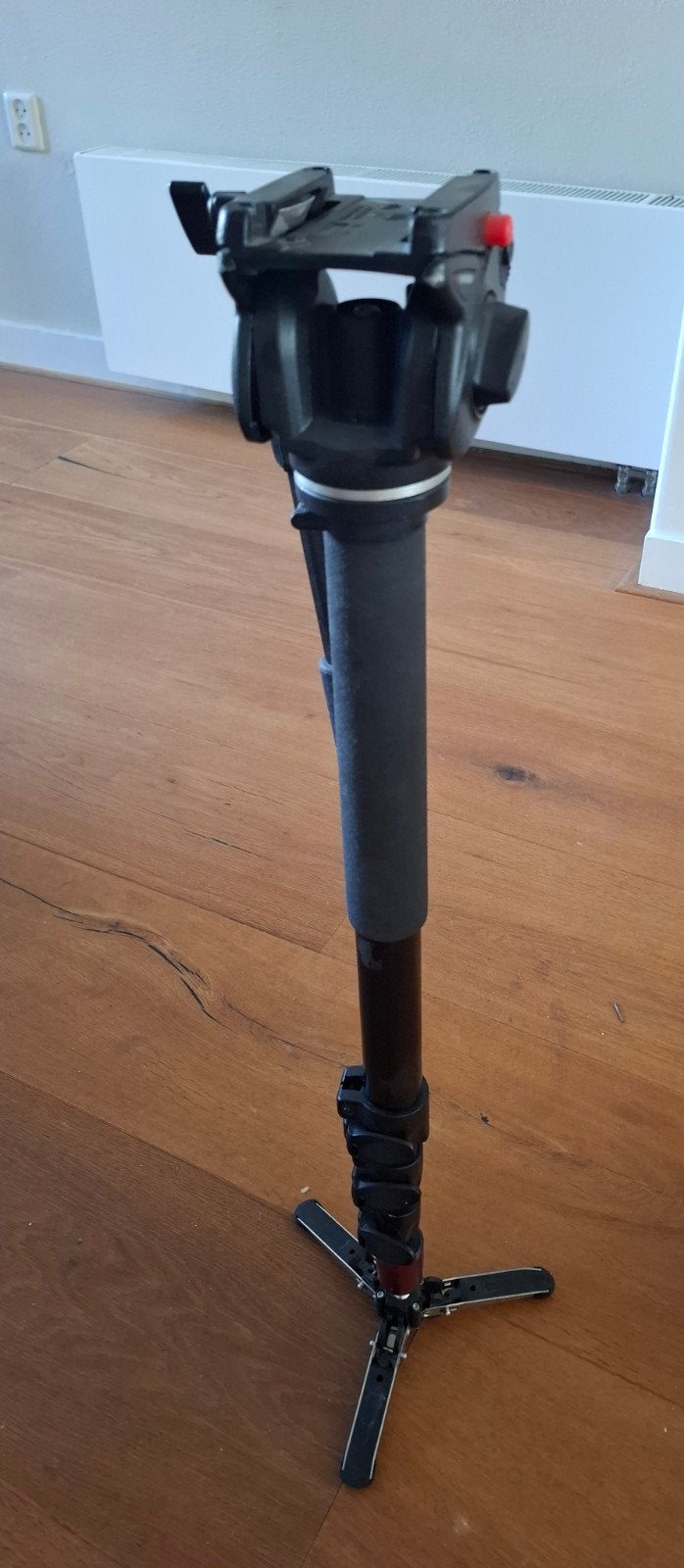Manfrotto 561BHDV-1 Monopod met Fluid Videohoofd, Audio, Tv en Foto, Fotografie | Professionele apparatuur, Gebruikt, Statief