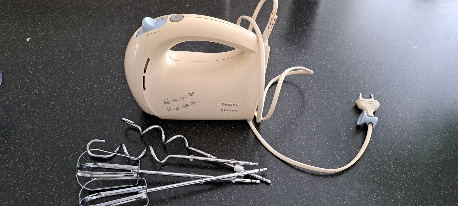 Philips Cucina Handmixer HR 1560/61 - Zgan, Minder dan 1 liter, Ophalen of Verzenden, Zo goed als nieuw, 3 snelheden of meer