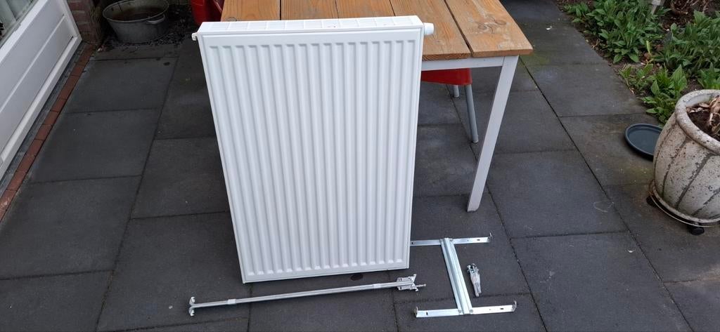 Verwarmingsradiator (cv), Ophalen, 60 tot 150 cm, Radiator, 30 tot 80 cm