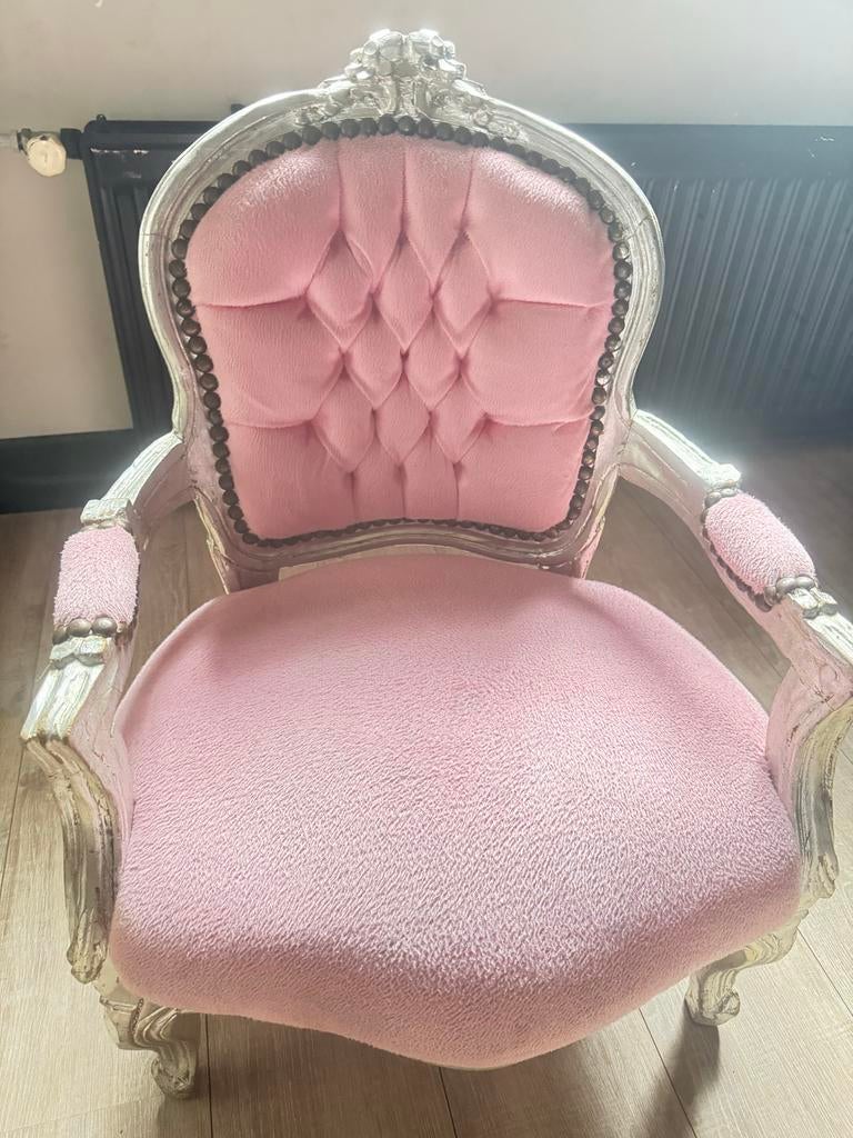 Roze Barok Fauteuil - Elegante Stoel met Lichte Vlekjes, Kinderen en Baby's, Kinderkamer | Tafels en Stoelen, Ophalen of Verzenden
