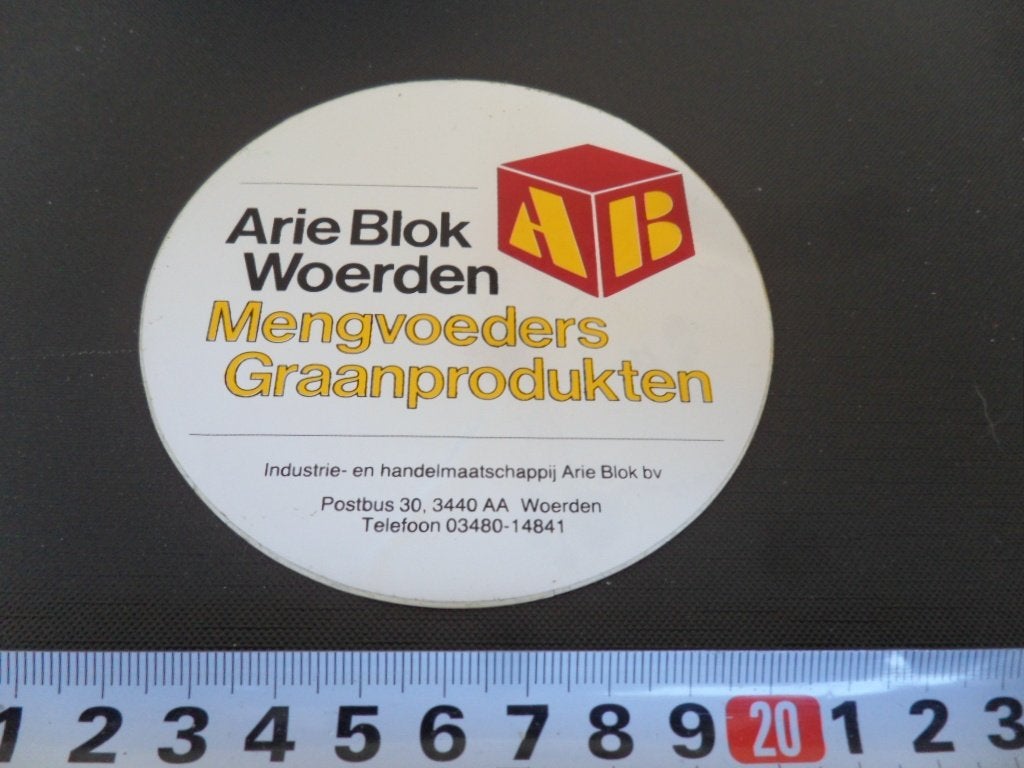 sticker Woerden ARIE BLOK Mengvoeders Graanprodukten, Ophalen, Zo goed als nieuw