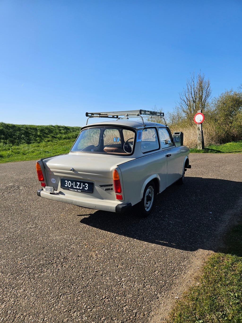 Trabant 601 1985 Beige, foto 2