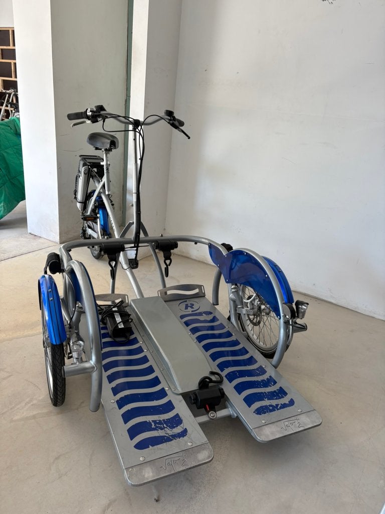 veloplus VR rolstoelfiets DUBBEL batterij+ garantie, Fietsen en Brommers, Fietsen | Driewielfietsen, Ophalen, Zo goed als nieuw
