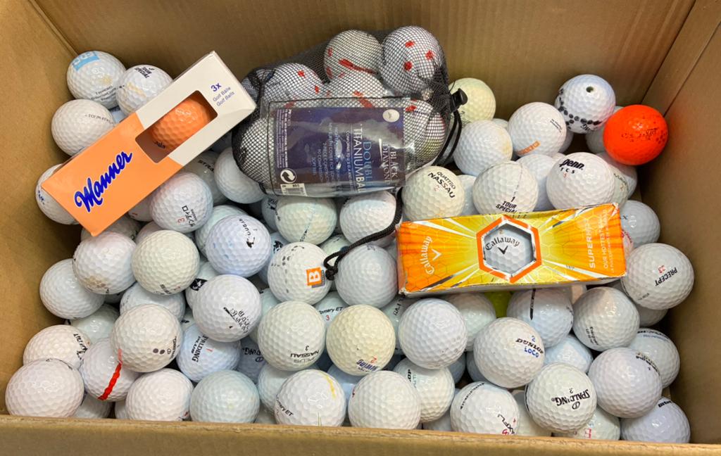 Doos met ruim 150 golfballen., Ophalen of Verzenden, Zo goed als nieuw, Bal(len)