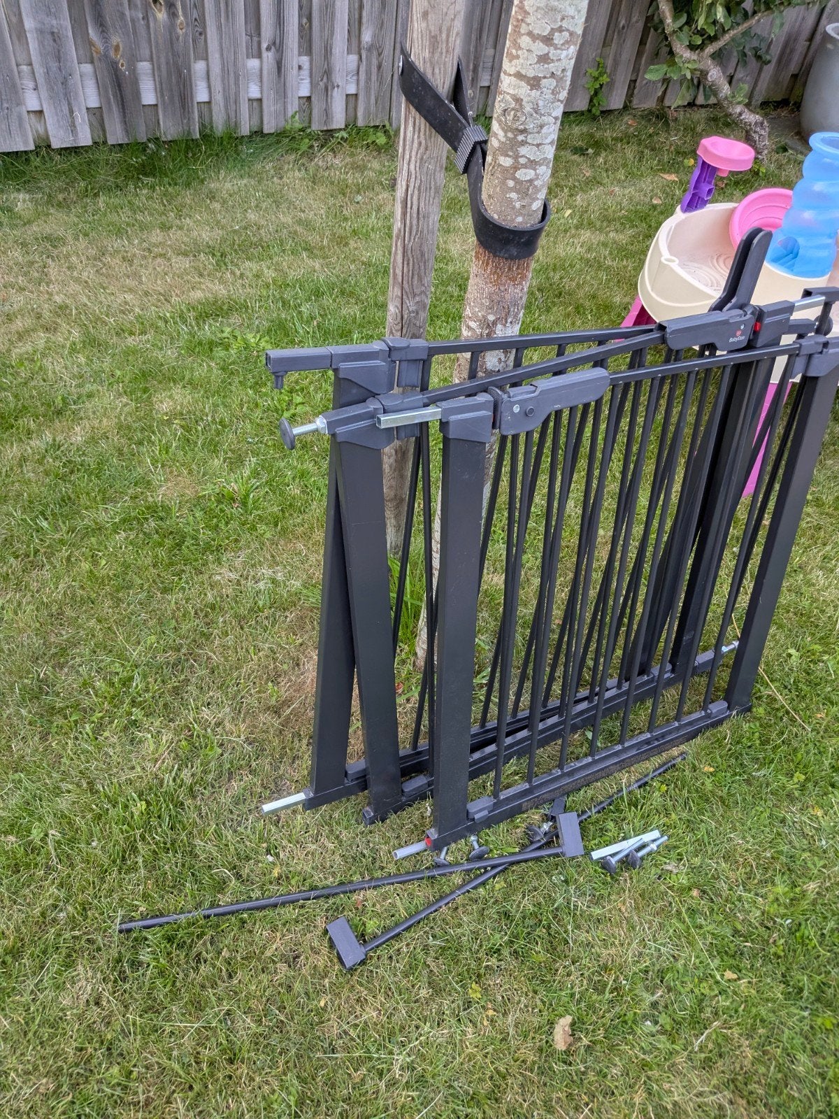 Babydan Premier traphekjes (3x, niet compleet), Kinderen en Baby's, Traphekjes, Ophalen, Gebruikt, Metaal of IJzer, 115 cm of meer