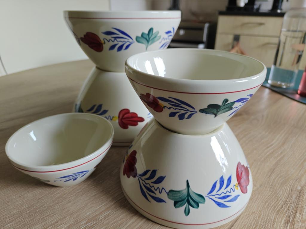 Boerenbont schalenset, Huis en Inrichting, Keuken | Servies, Ophalen, Overige typen, Zo goed als nieuw, Aardewerk