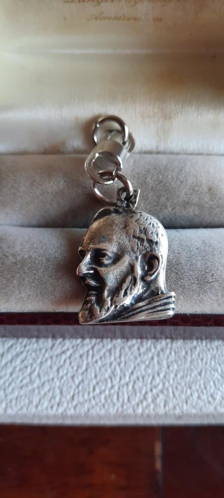Antieke medaille religie,Pater Pio., Ophalen of Verzenden