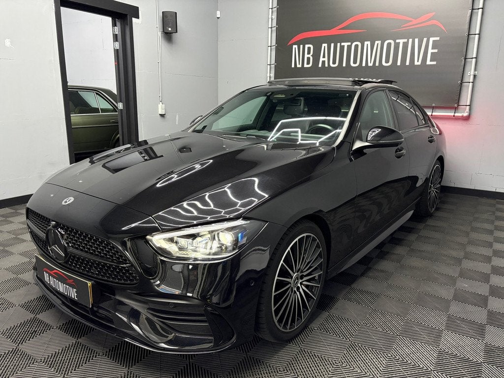 Mercedes-Benz C-klasse 200 AMG Line, Automaat, Achterwielaandrijving, 4 cilinders, Zwart
